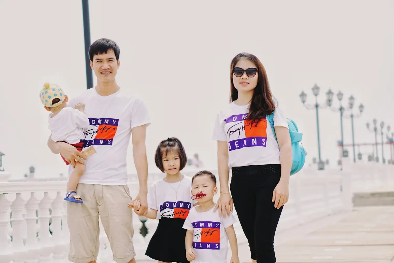 Une famille en promenade